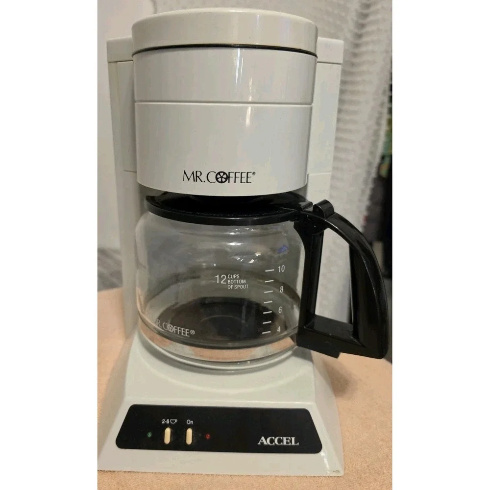 VINTAGE  Mr Coffee Accel 12 Cup Automatic Drip Coffeemaker White PRX20 NE